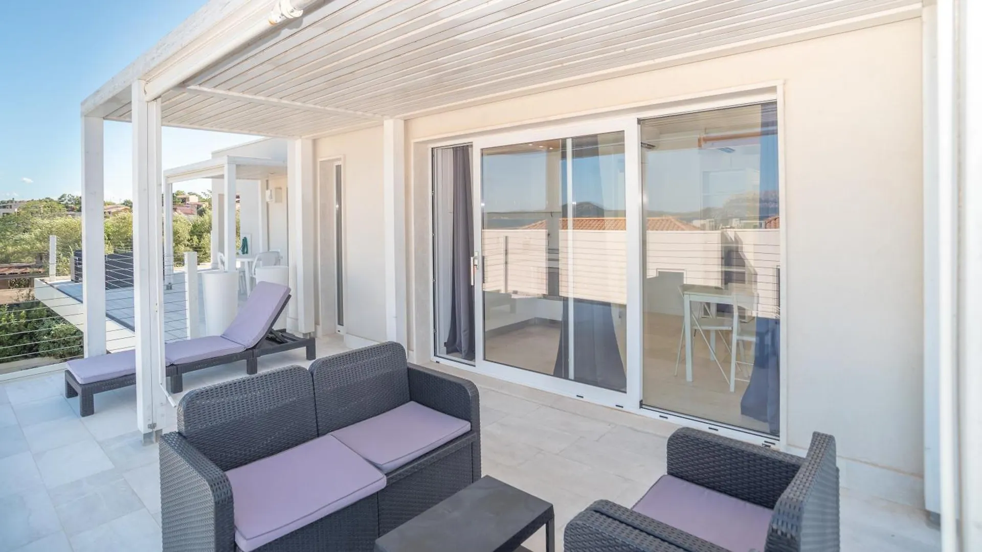 Modern Apartment With Swimming Pool And Parking! Olbia