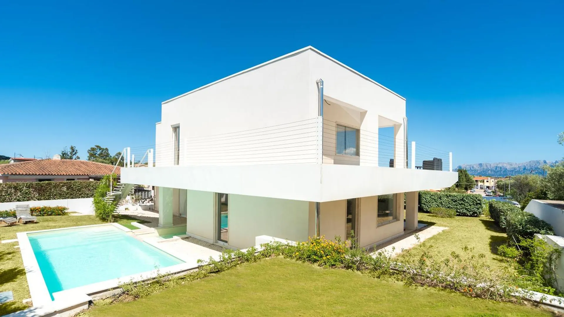 Modern Apartment With Swimming Pool And Parking! Olbia